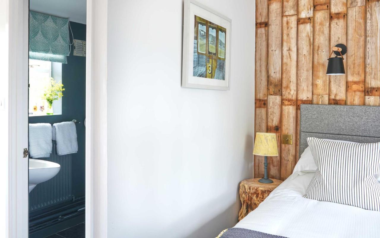 Bed and Breakfast Bird & Carter Fonthill Fonthill Bishop Exteriér fotografie
